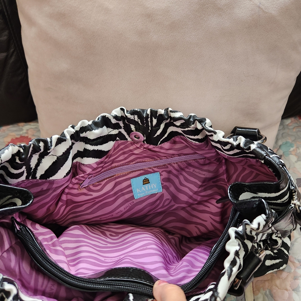 Kathy Van Zeeland Zebra Print Shoulder Bag - Picture 5 of 7
